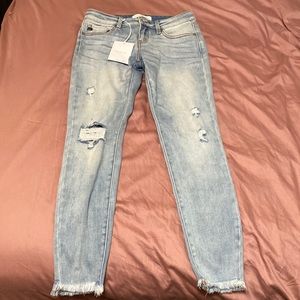 KanCan Distressed Jeans